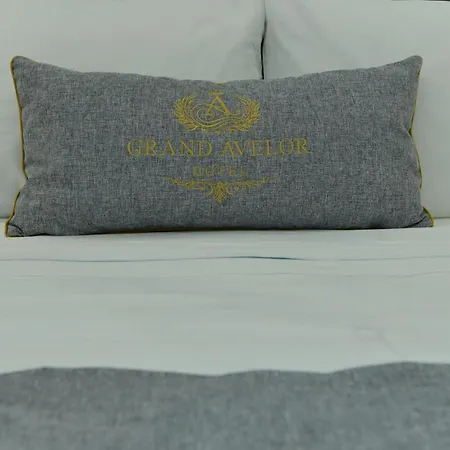 Grand Avelor Hotel Vlorë