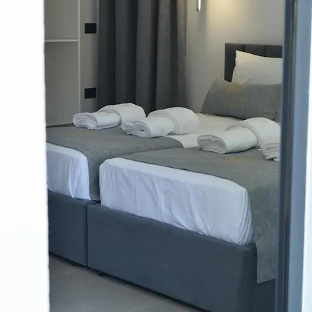 Hotel Grand Avelor *