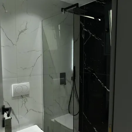 Grand Avelor Hotel Vlorë