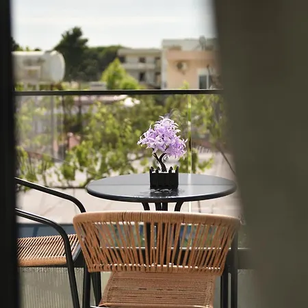 Grand Avelor ホテル Vlorë